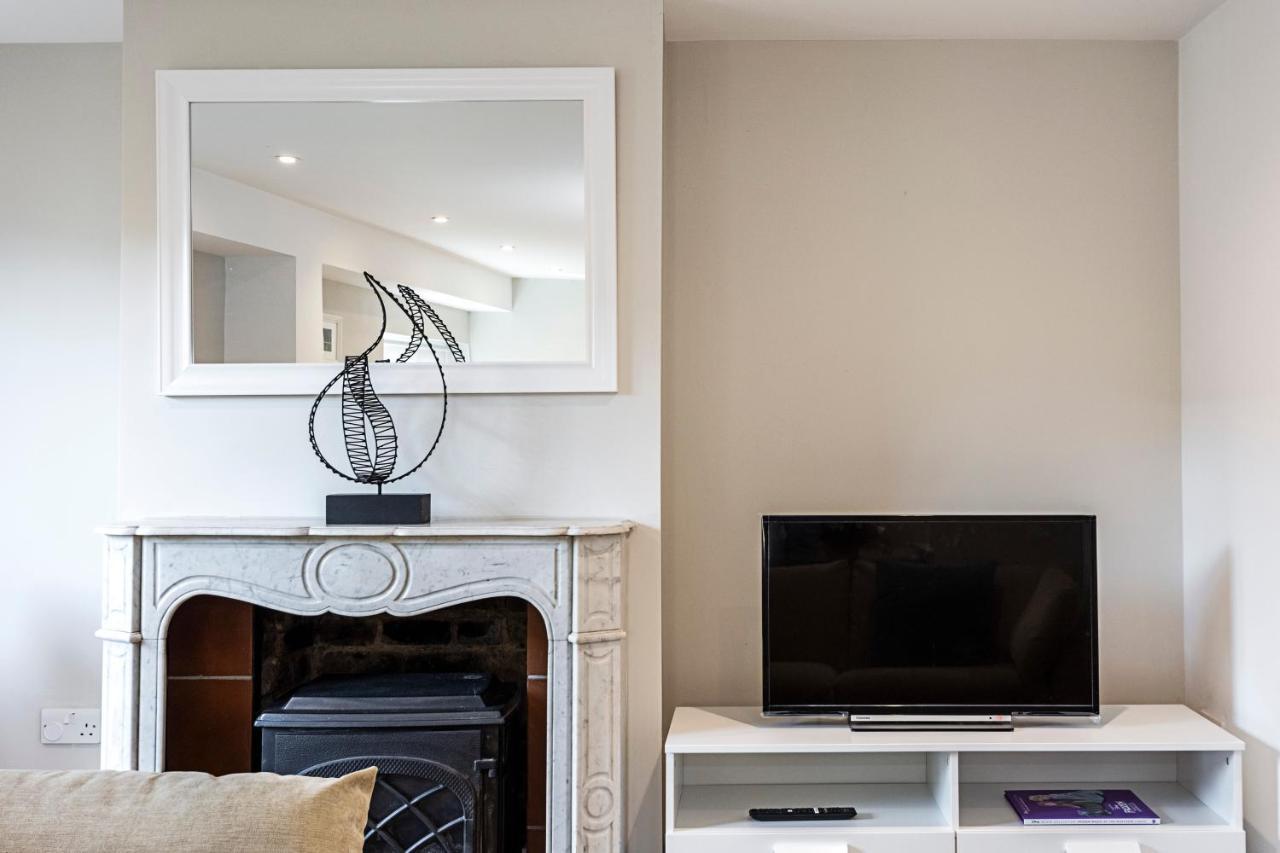 South Woodford 2 Bed En-Suite House Londra Dış mekan fotoğraf