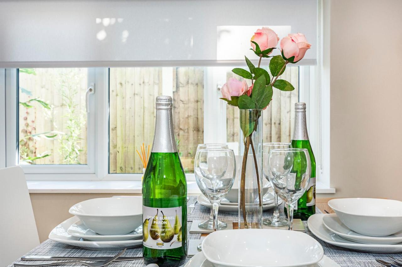 South Woodford 2 Bed En-Suite House Londra Dış mekan fotoğraf