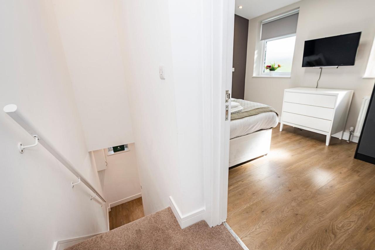 South Woodford 2 Bed En-Suite House Londra Dış mekan fotoğraf