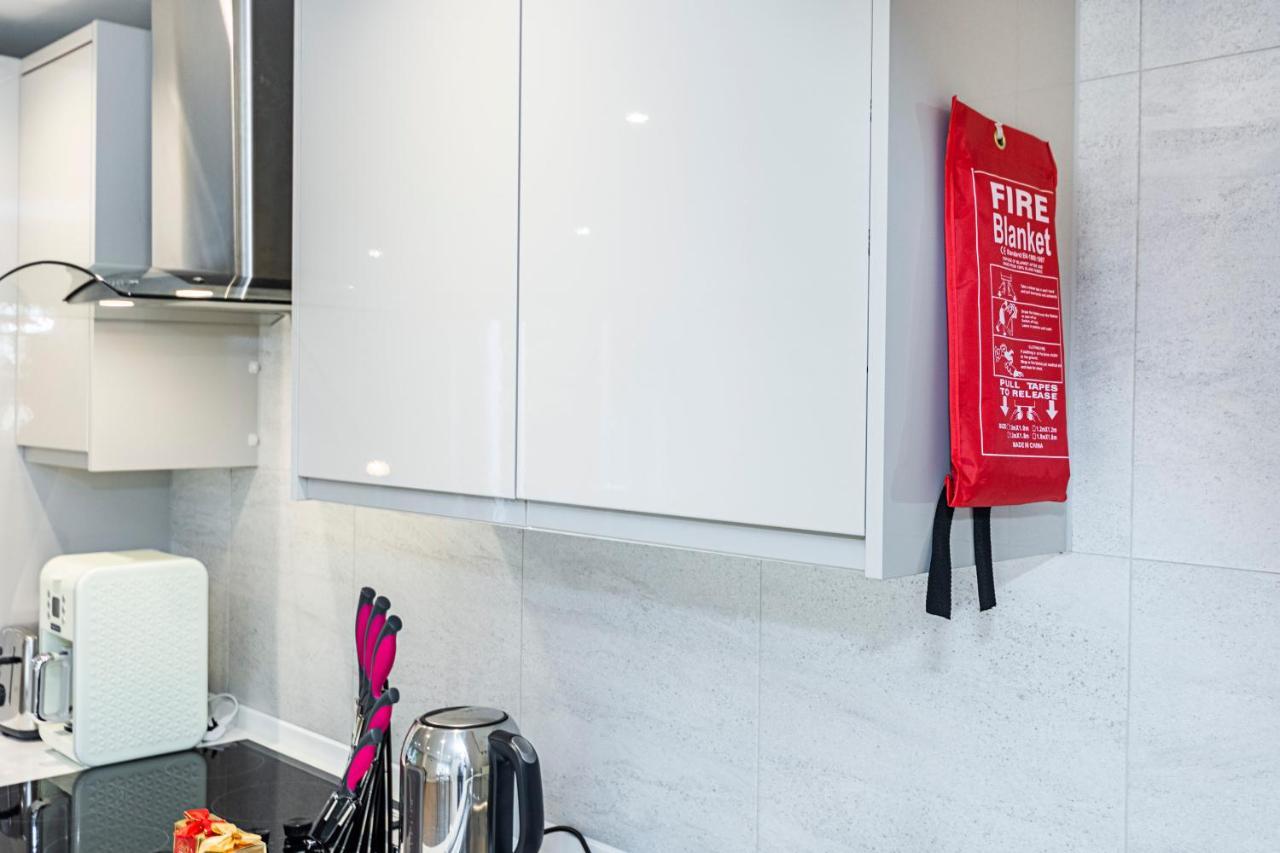 South Woodford 2 Bed En-Suite House Londra Dış mekan fotoğraf